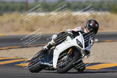 media/Nov-06-2023-Moto Forza (Mon) [[ce023d0744]]/3-Intermediate Group/Session 3 (Turn 16)/